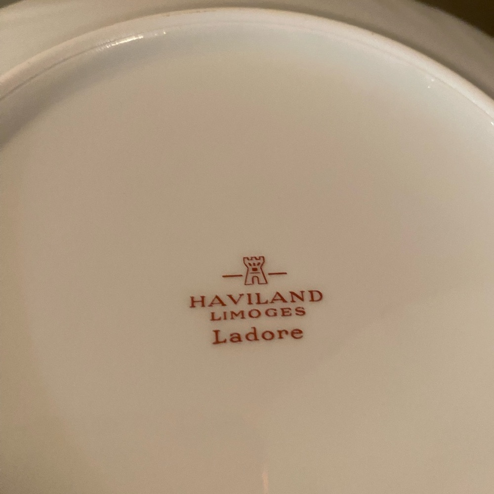 Haviland Ladore Limoges. Elegant Gold and White Tea Cup Set. France. Never Used. - Picture 5 of 12